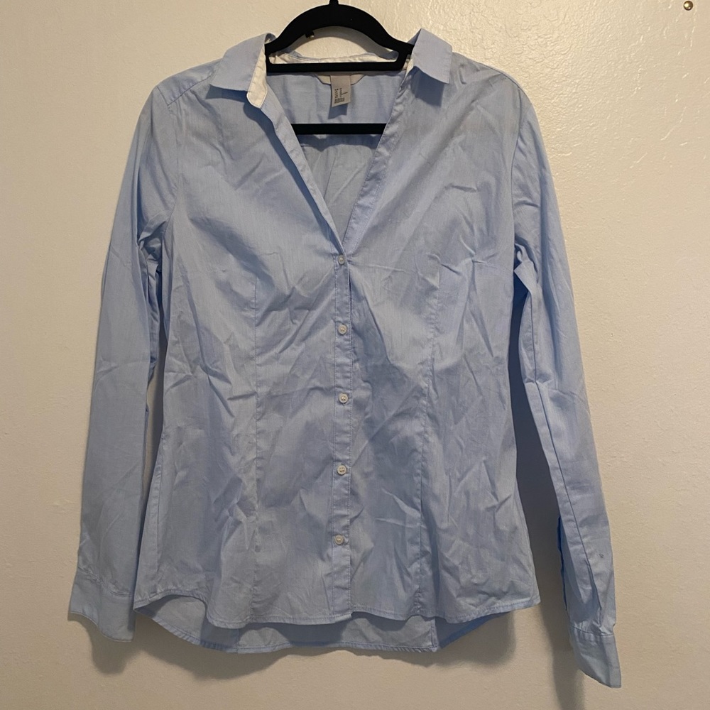 H&M Fitted Light Blue Button Down